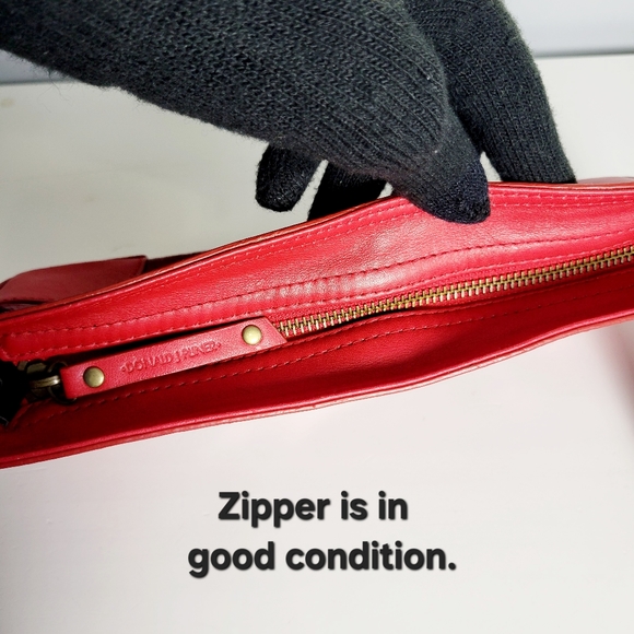 🔥NWT Donald J Pliner Patent Leather Wristlet Clutch - Picture 10 of 16